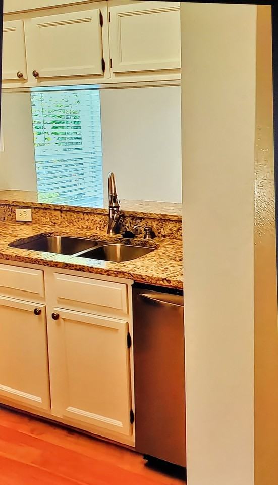 13040 Royal George Ave #NA - Photo 5 of 39