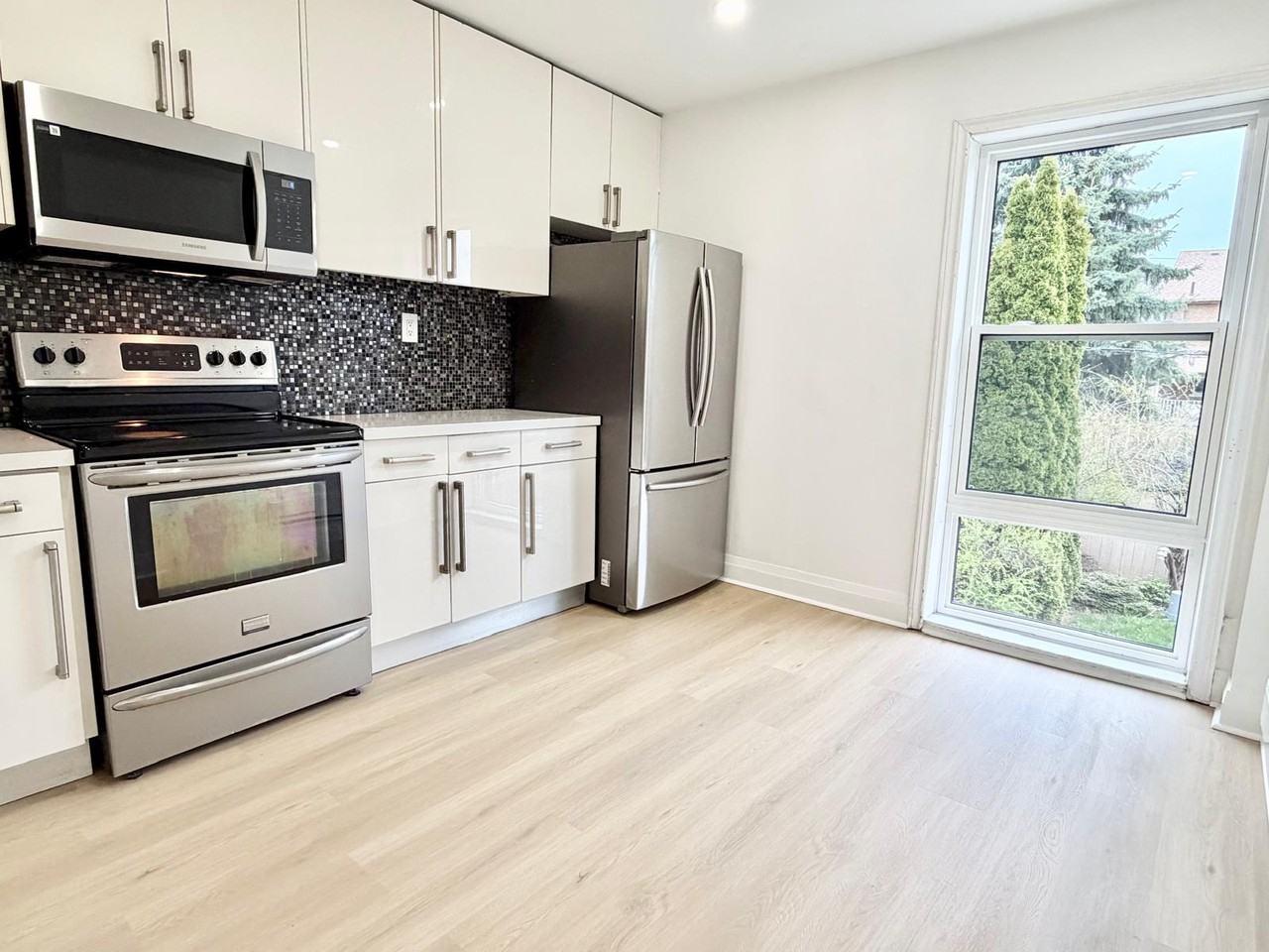 275 Lauder Avenue #2 - Photo 2 of 13