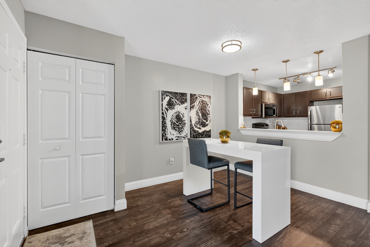 The Landing at East Mil Apartments - Photo 7 of 33