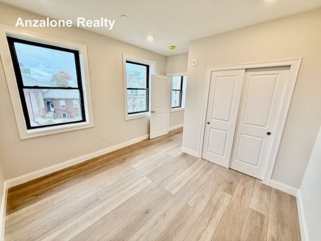220 Winthrop St #302 - Photo 2 of 10