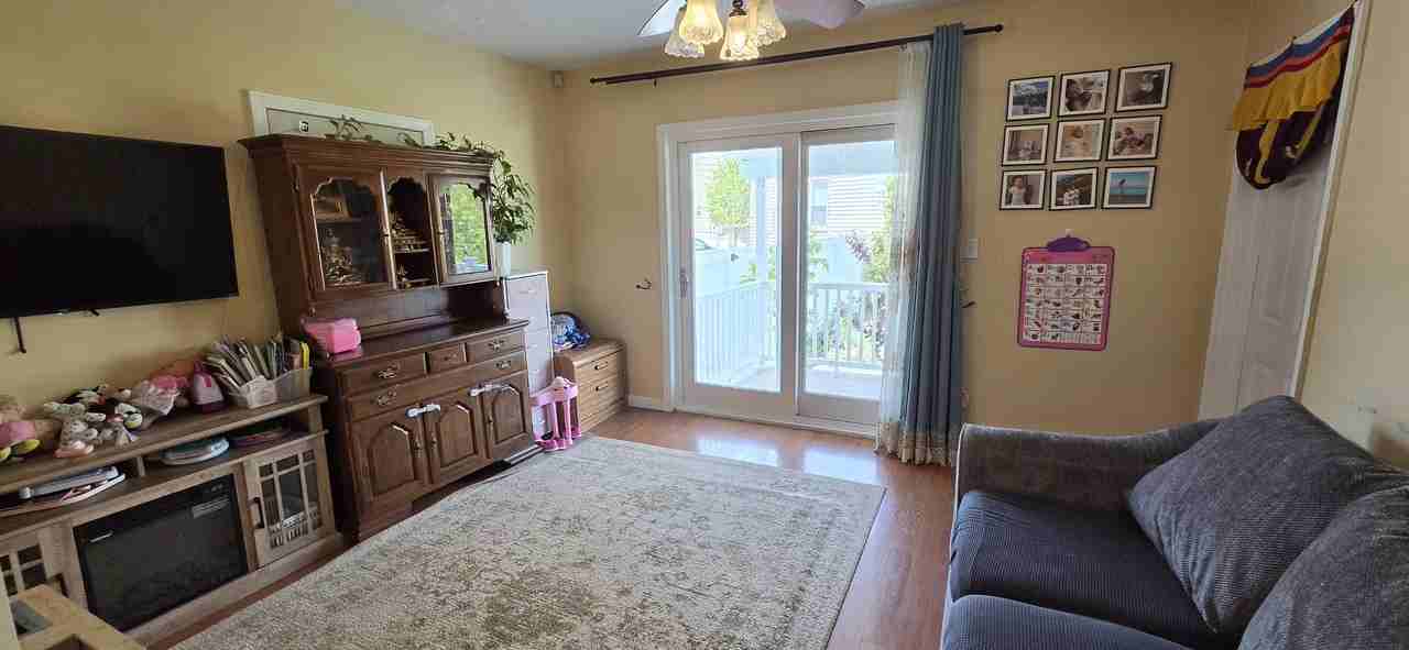 82 Garfield Ave #1 - Photo 7 of 19