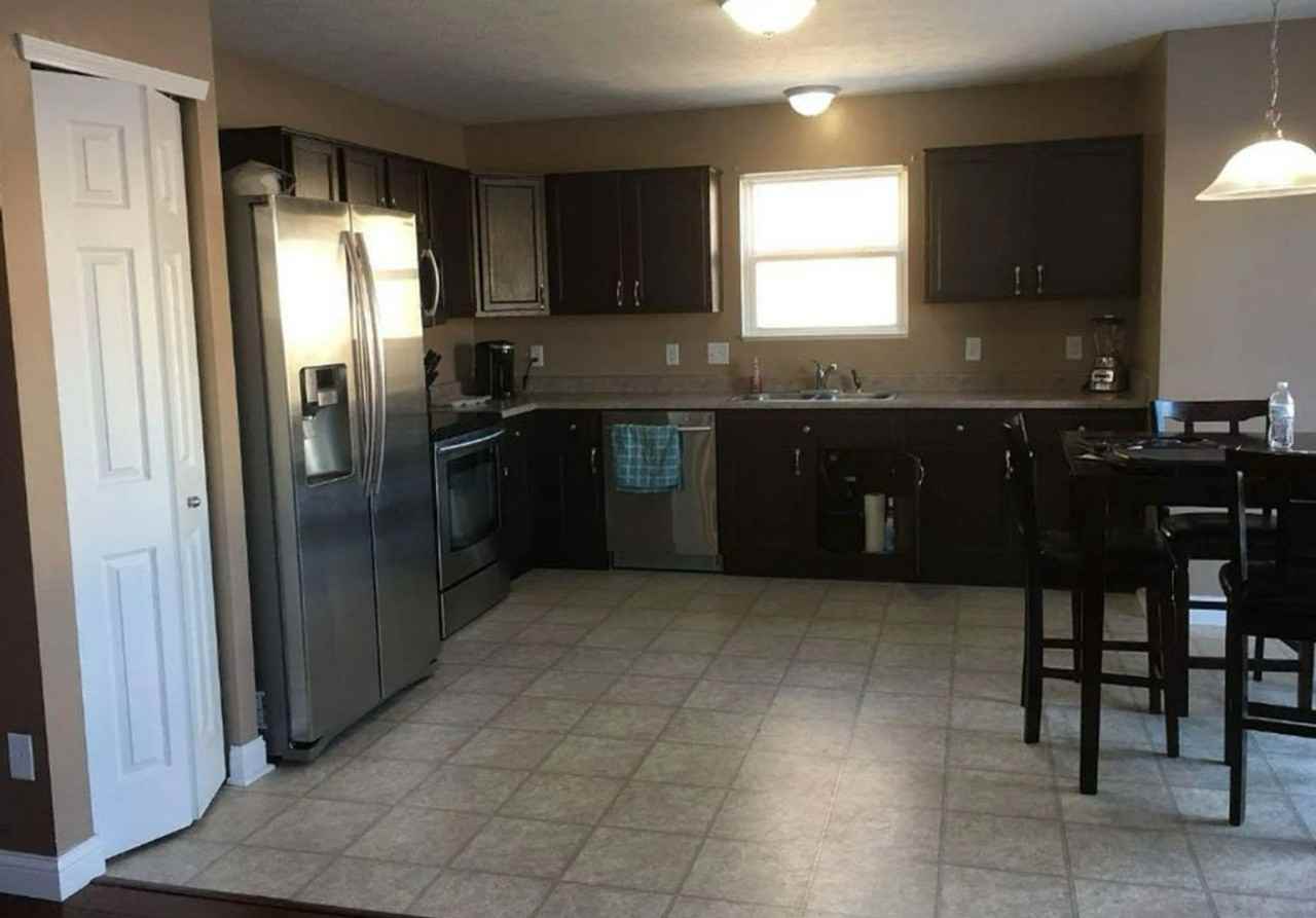 3082 Chivalry Dr - Photo 6 of 15