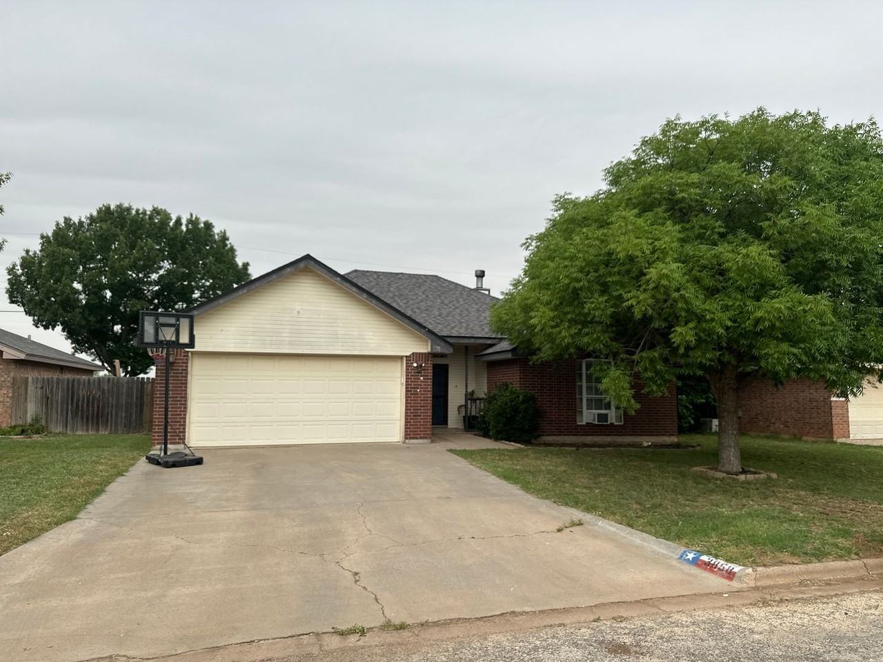 3858 Notre Dame Cir - Photo 3 of 22