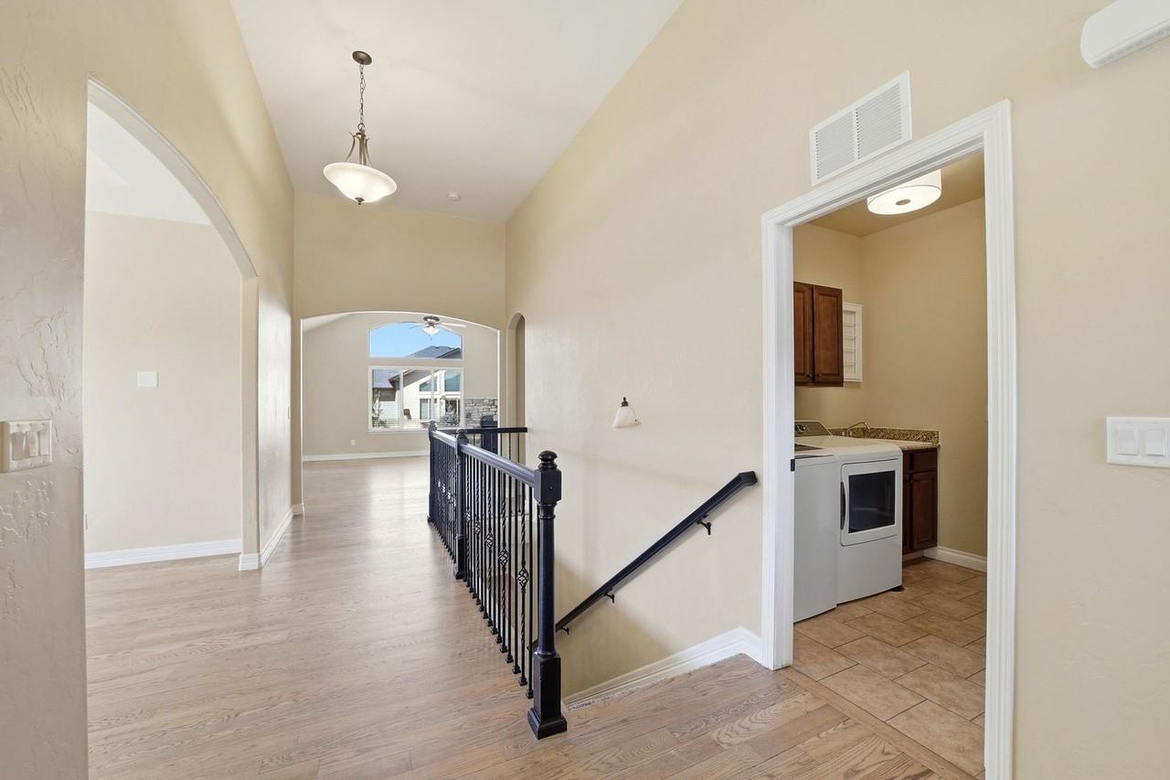 13802 Windrush Dr - Photo 3 of 45