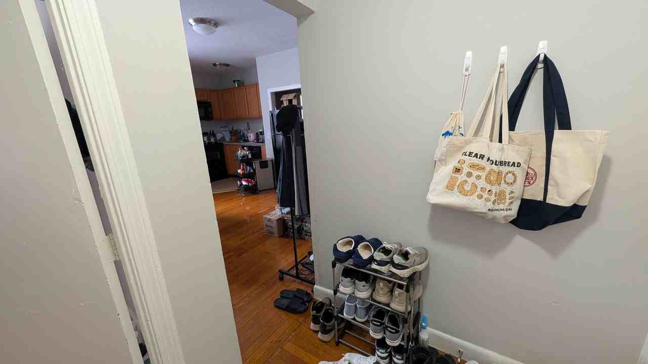 1363 Commonwealth Ave - Photo 2 of 12