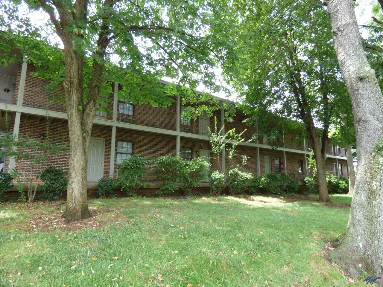 1434 E Main St #5