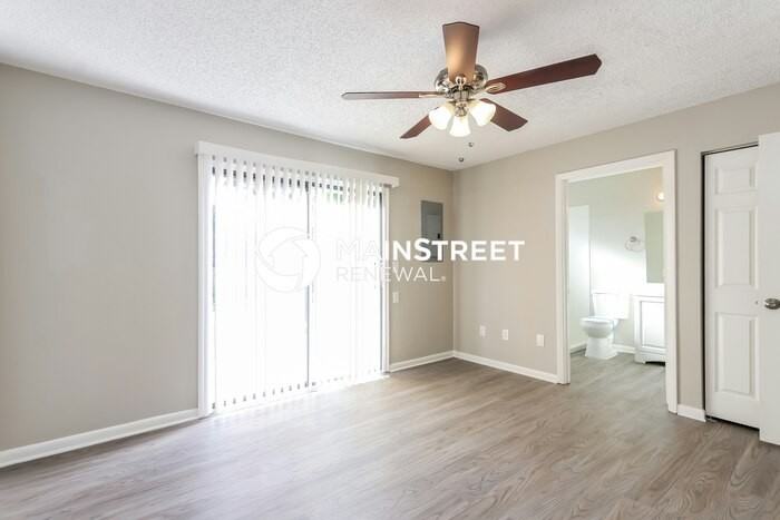 261 Martin Ave - Photo 7 of 15