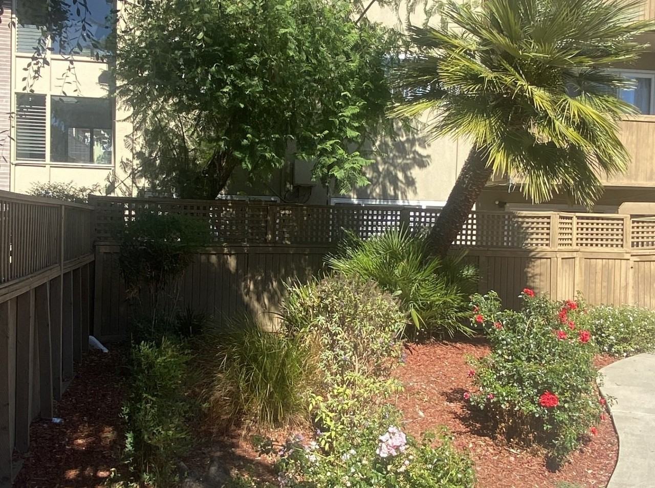 959 Torrano Ave - Photo 4 of 10