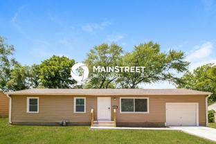 10712 Bennington Ave - Photo 1 of 1
