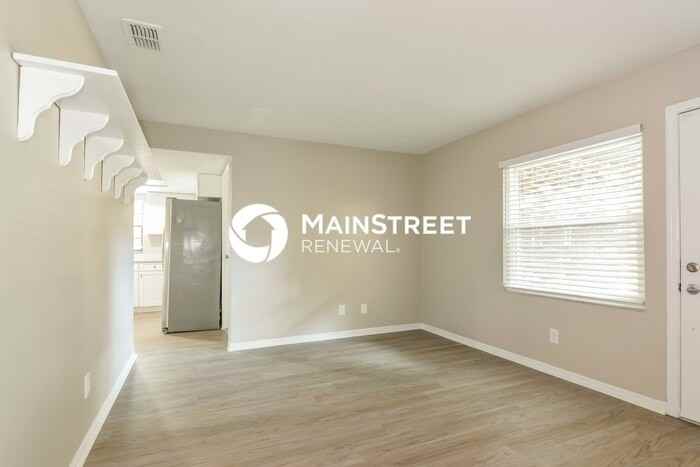 612 Angelica Pl - Photo 4 of 16