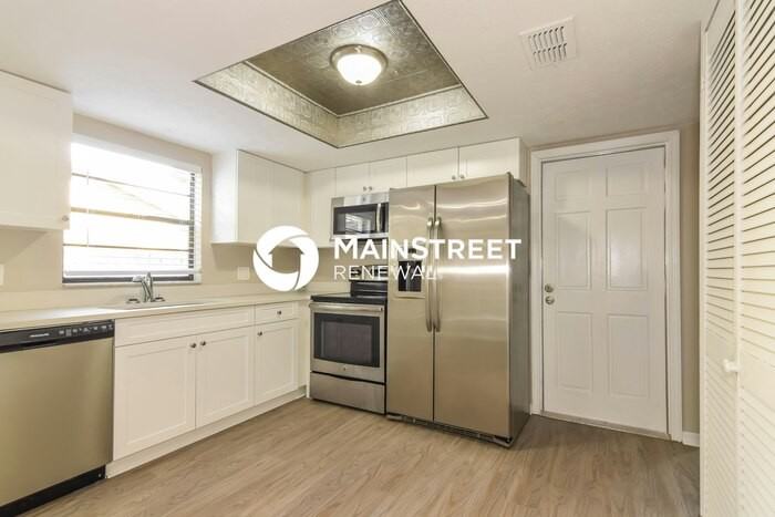 612 Angelica Pl - Photo 5 of 16