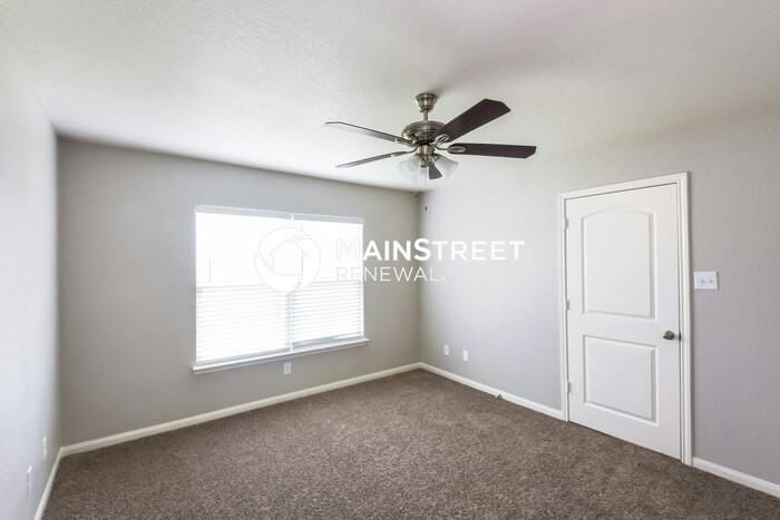 4614 Media Mdw - Photo 7 of 14