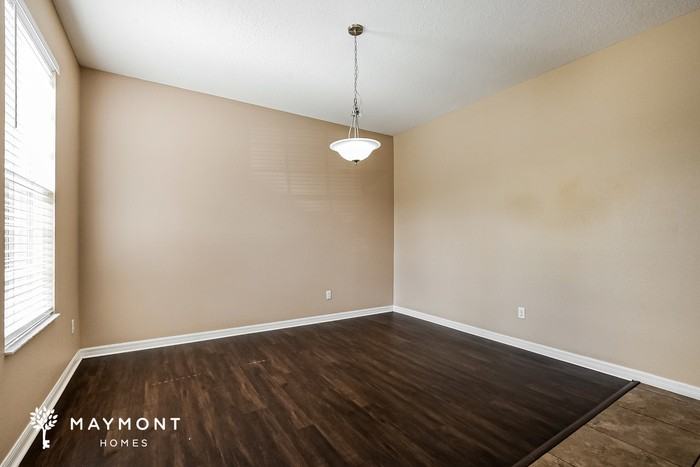 2420 Plantation Oak Dr - Photo 7 of 15