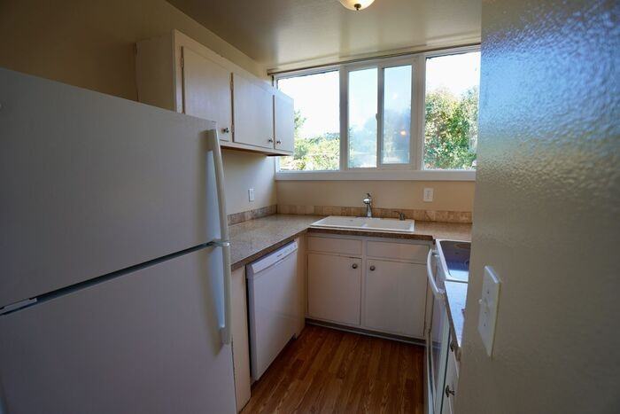 1 Arkwright Ct #10 - Photo 7 of 16