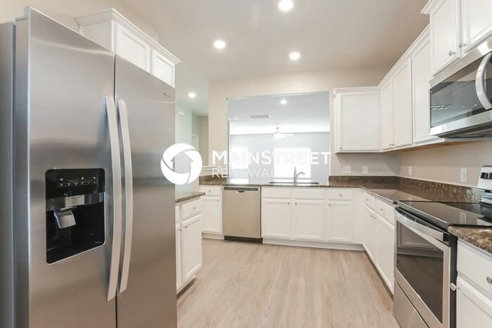 23018 Bellini Dr - Photo 6 of 17