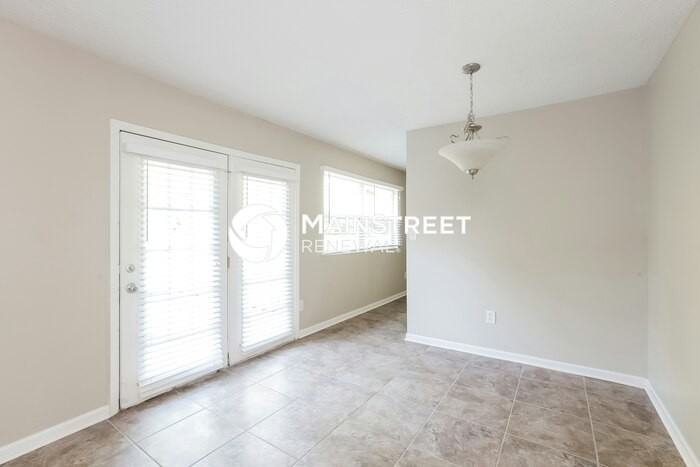 1151 Milwaukee Ct - Photo 4 of 16