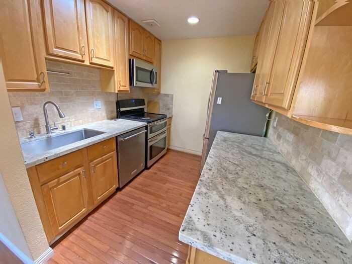 1875 Macduee Ct - Photo 5 of 16