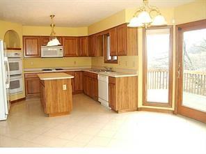 816 Graywyck Drive - Photo 2 of 6