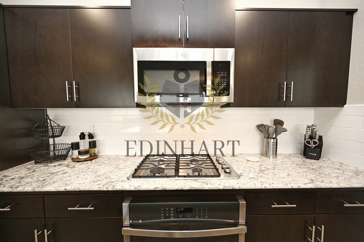 502 Traverse Dr S #1 - Photo 7 of 36