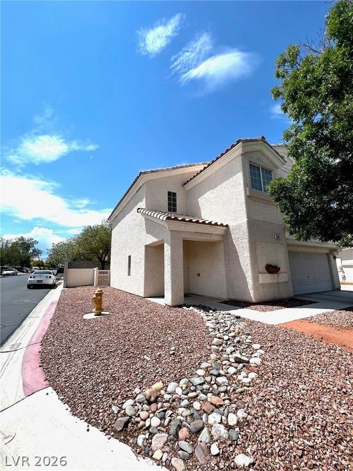 8033 Gallagher Island St - Photo 2 of 20