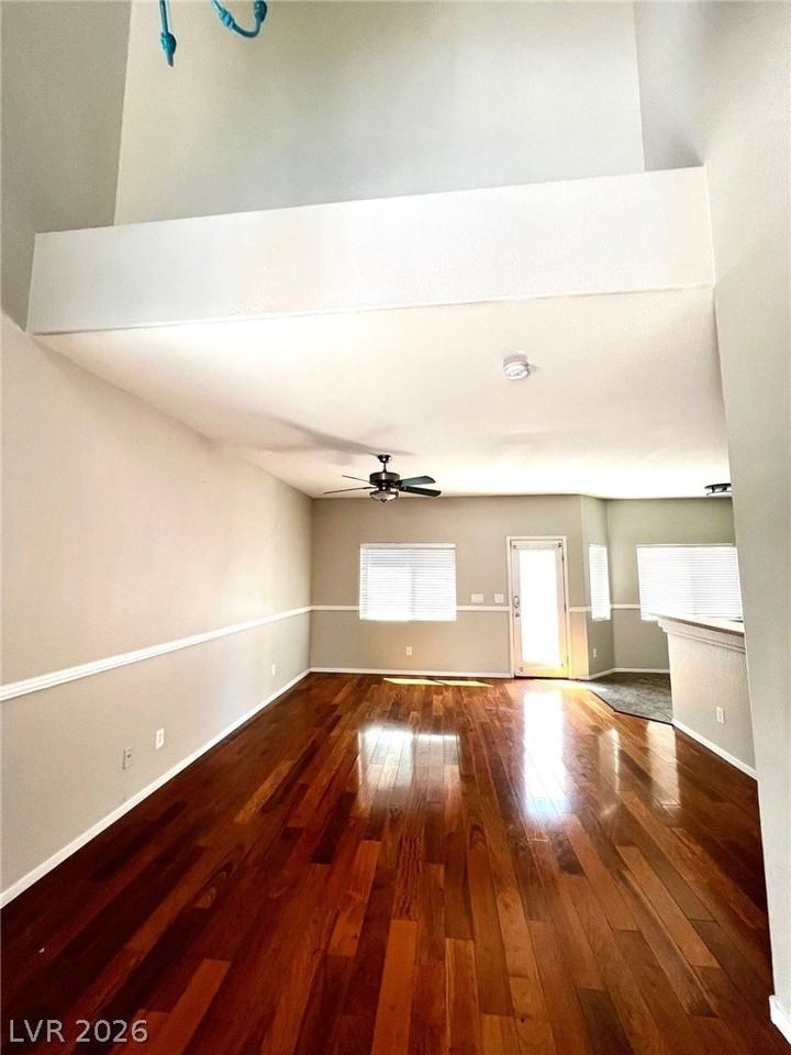 8033 Gallagher Island St - Photo 5 of 20