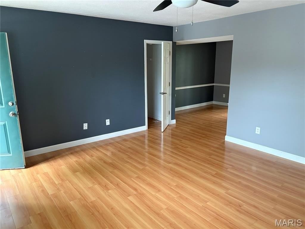 1520 E Swan Cir - Photo 3 of 15