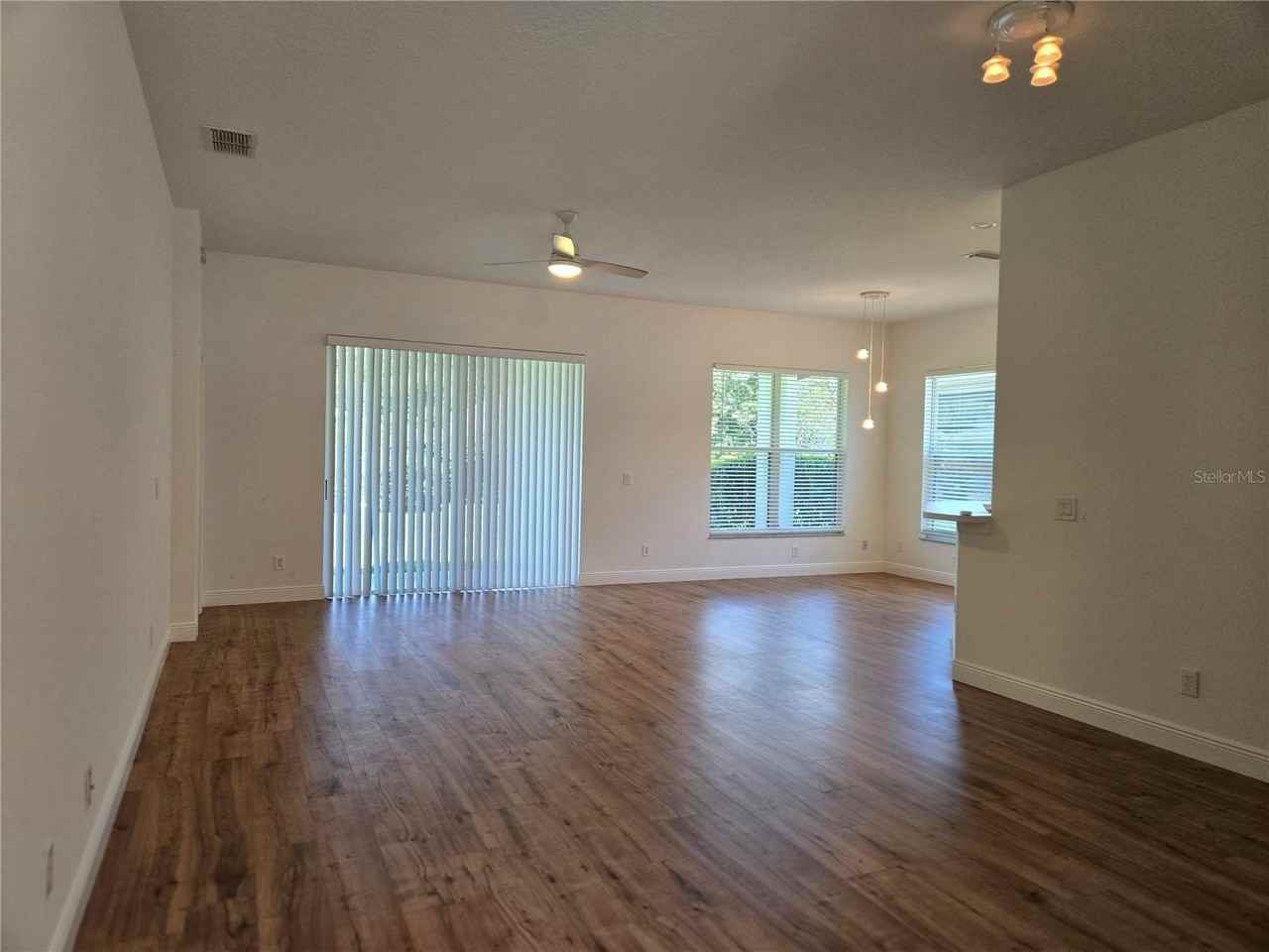 1244 Kersfield Cir - Photo 3 of 22