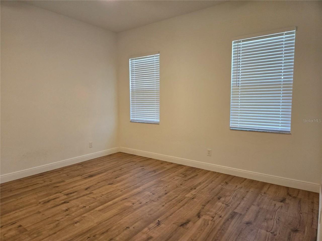 1244 Kersfield Cir - Photo 4 of 22
