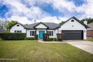 featured image of 15208 Lisa Dr
