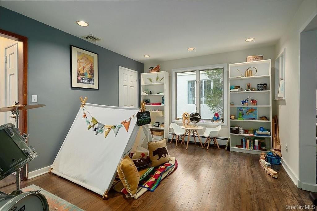 45 Linwood Rd - Photo 3 of 25