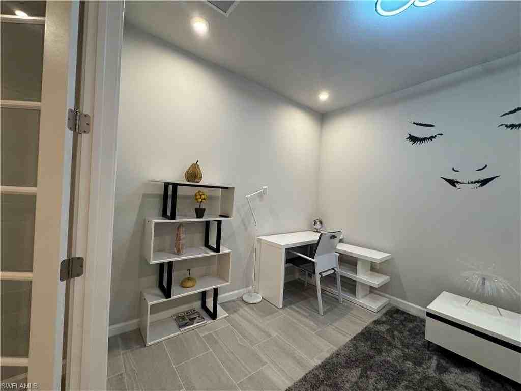 4546 Arboretum Cir #104 - Photo 5 of 7