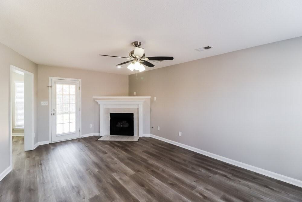 2793 Oak Barn Ln - Photo 5 of 17