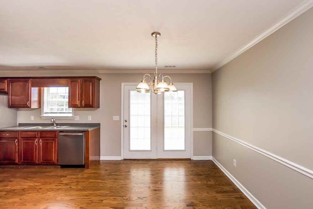 3407 Wellington Pl - Photo 2 of 15
