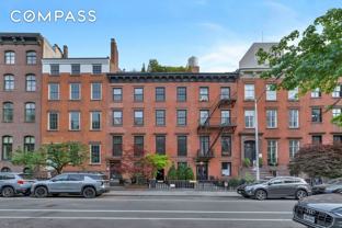 440 W 20th St #TH - Photo 1 of 1