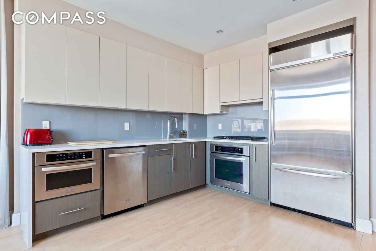 2300 Frederick Douglass Blvd #10A - Photo 3 of 9