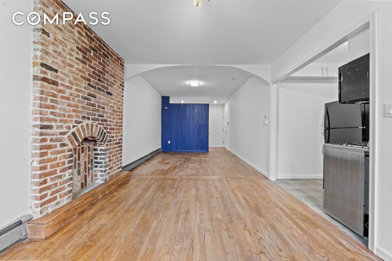 1061 Fulton St #3 - Photo 3 of 13