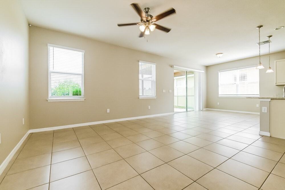 11138 Abaco Island Ave - Photo 4 of 17