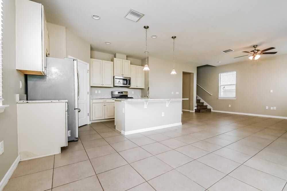 11138 Abaco Island Ave - Photo 6 of 17