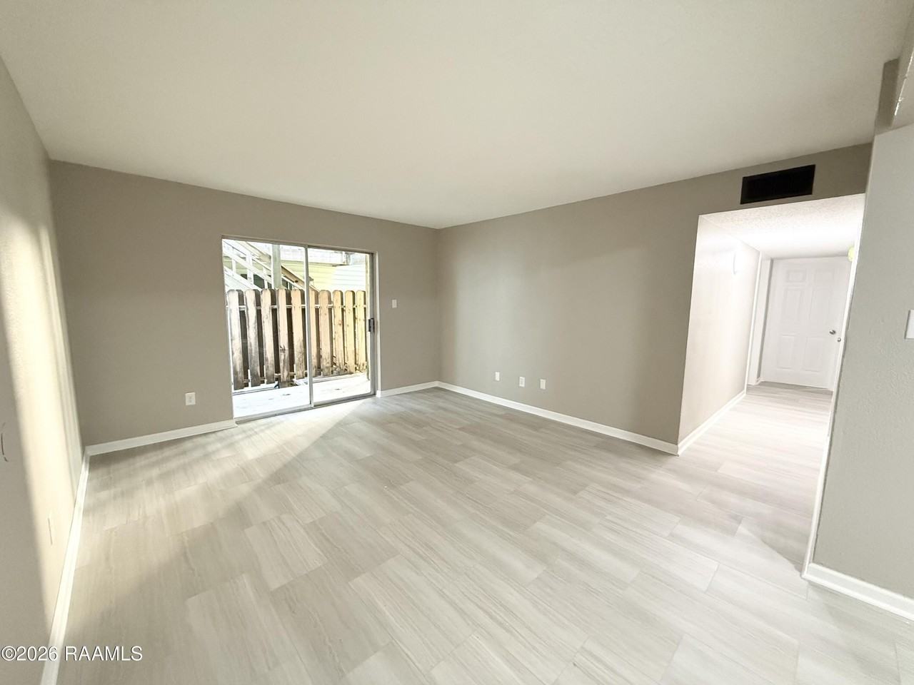 200 High Meadows Blvd #103 - Photo 5 of 31