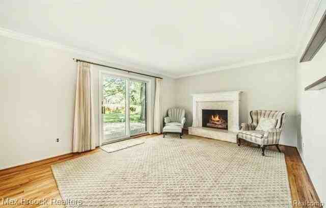 316 Paragon Dr - Photo 6 of 19