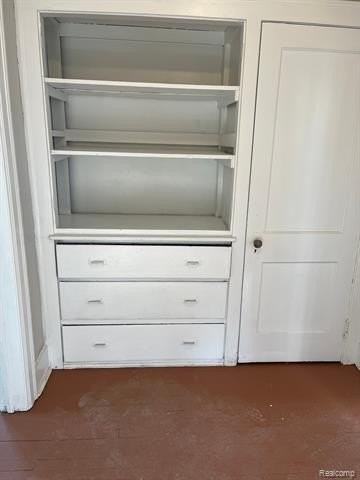 2410 Highland St - Photo 7 of 13