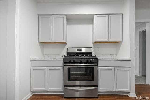 16239 Baylis St - Photo 2 of 10