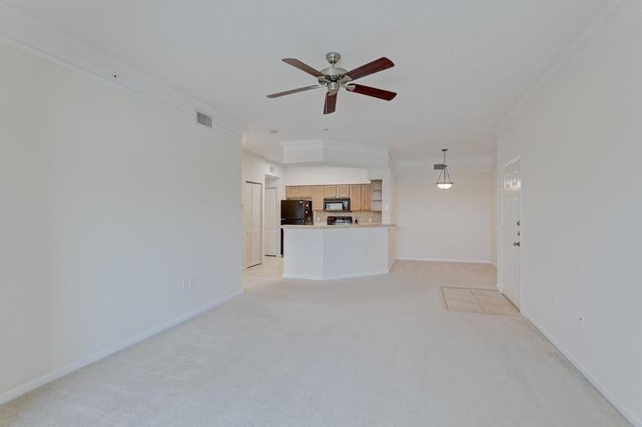9303 Myrtlewood Circle West - Photo 4 of 8