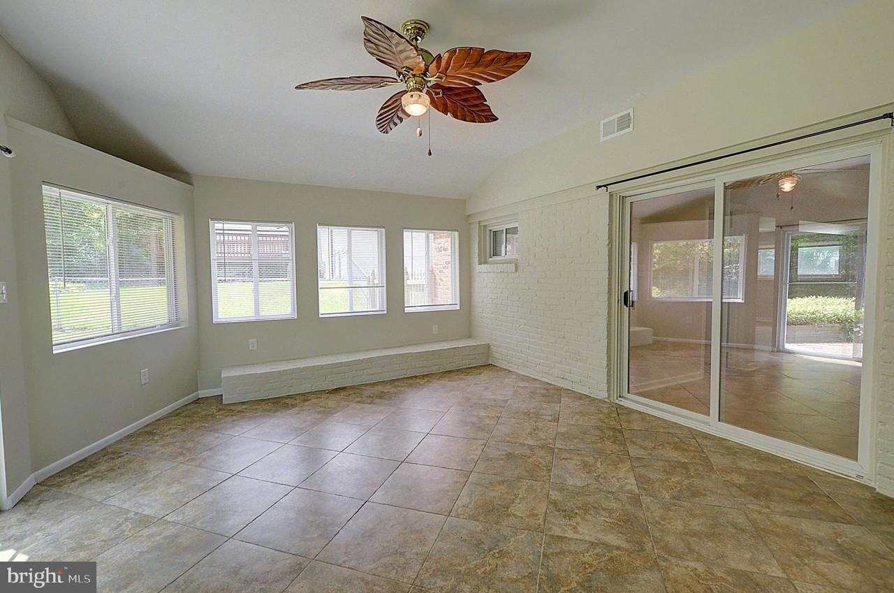6306 Rockhurst Rd - Photo 5 of 24