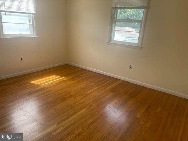 51 Carmen Ave - Photo 7 of 16