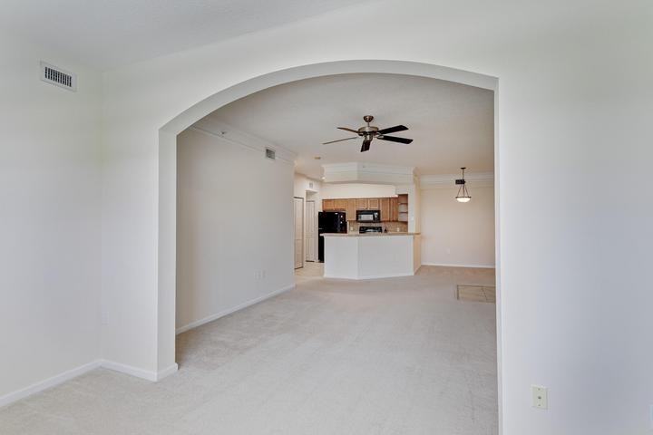 9303 Myrtlewood Circle West - Photo 6 of 8