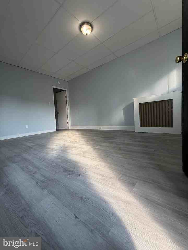 671 Long Ln #B - Photo 2 of 12
