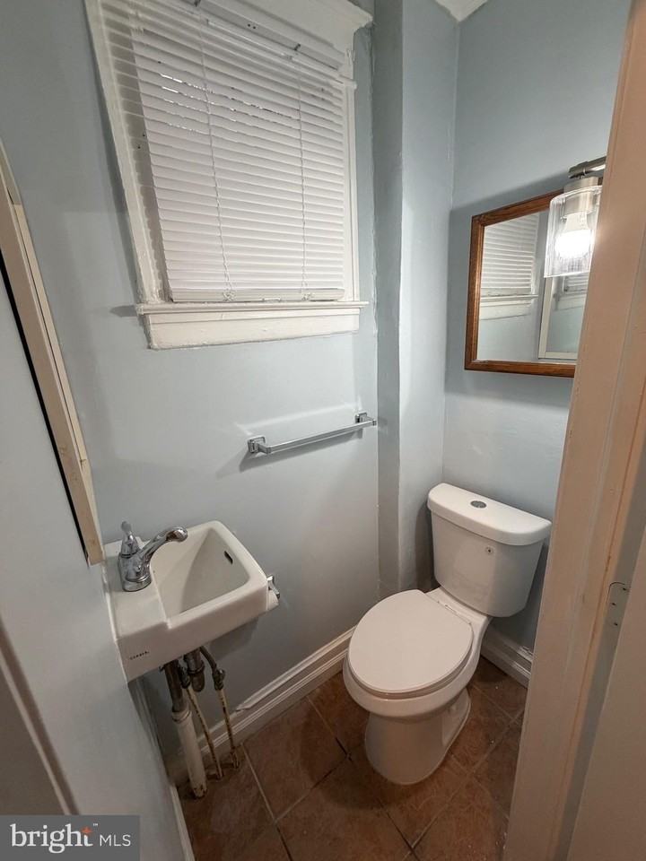 671 Long Ln #B - Photo 4 of 12
