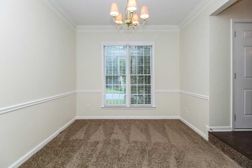7026 Surrey Dr - Photo 4 of 20