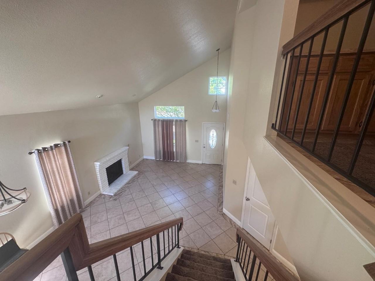200 Clearview Dr - Photo 6 of 20